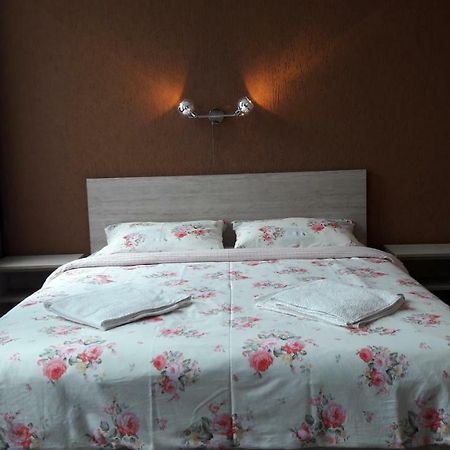 Sveciu Namai- Kazlu Ruda Hotel Luaran gambar