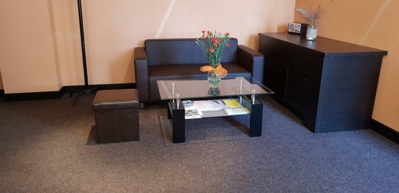 Sveciu Namai- Kazlu Ruda Hotel Luaran gambar